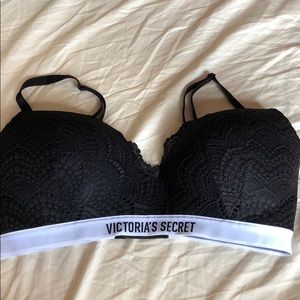 No wire Victoria’s Secret lace bra